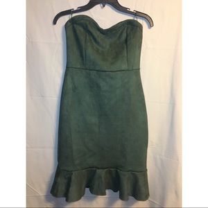 AKIRA | Geen Strapless Dress